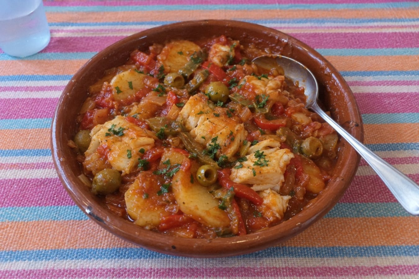 Bacalao a la vizcaína – salt cod with peppers, tomato and potatoes