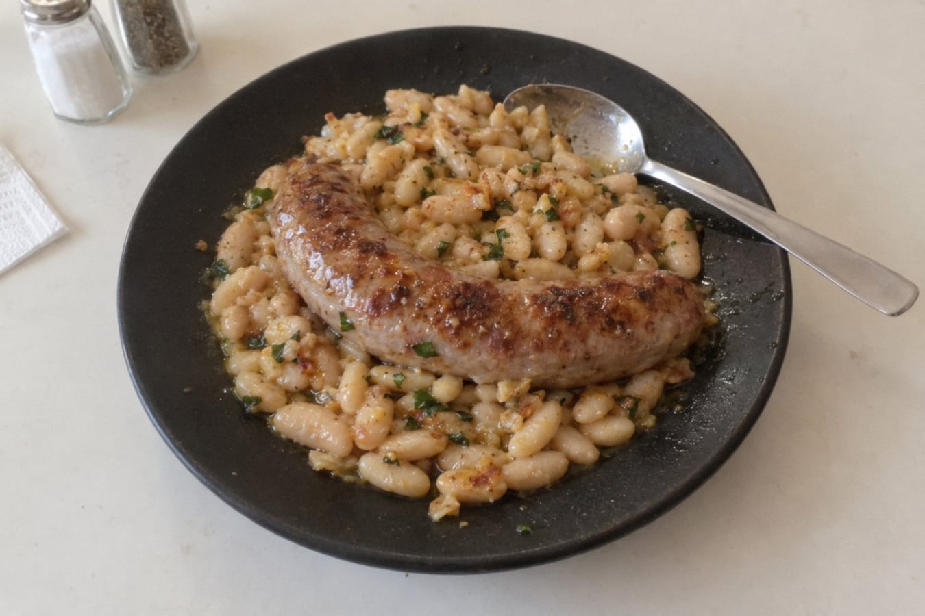 Butifarra con judías (botifarra amb mongetes)