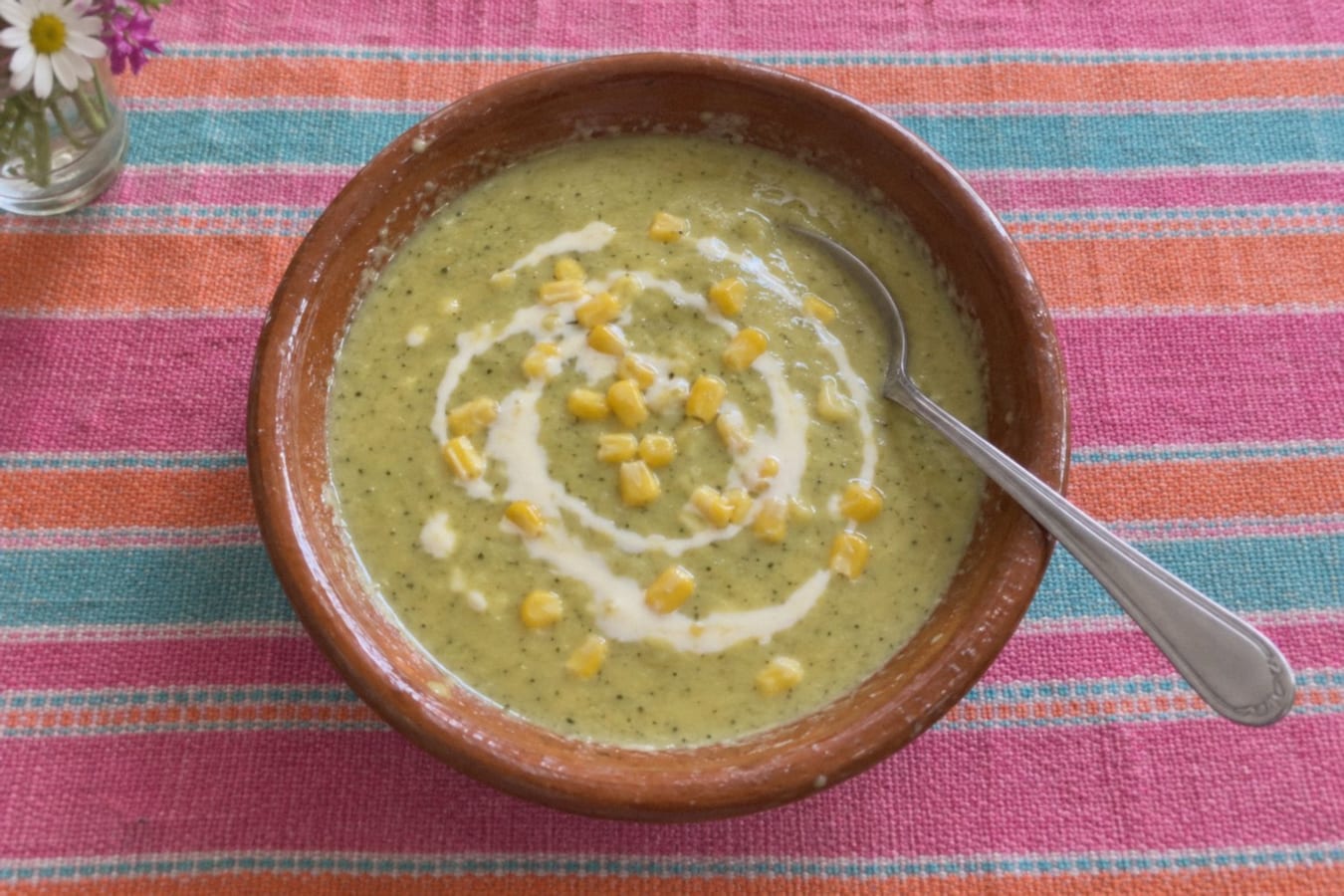 Crema de poblano – krämig soppa på poblanochili och majs