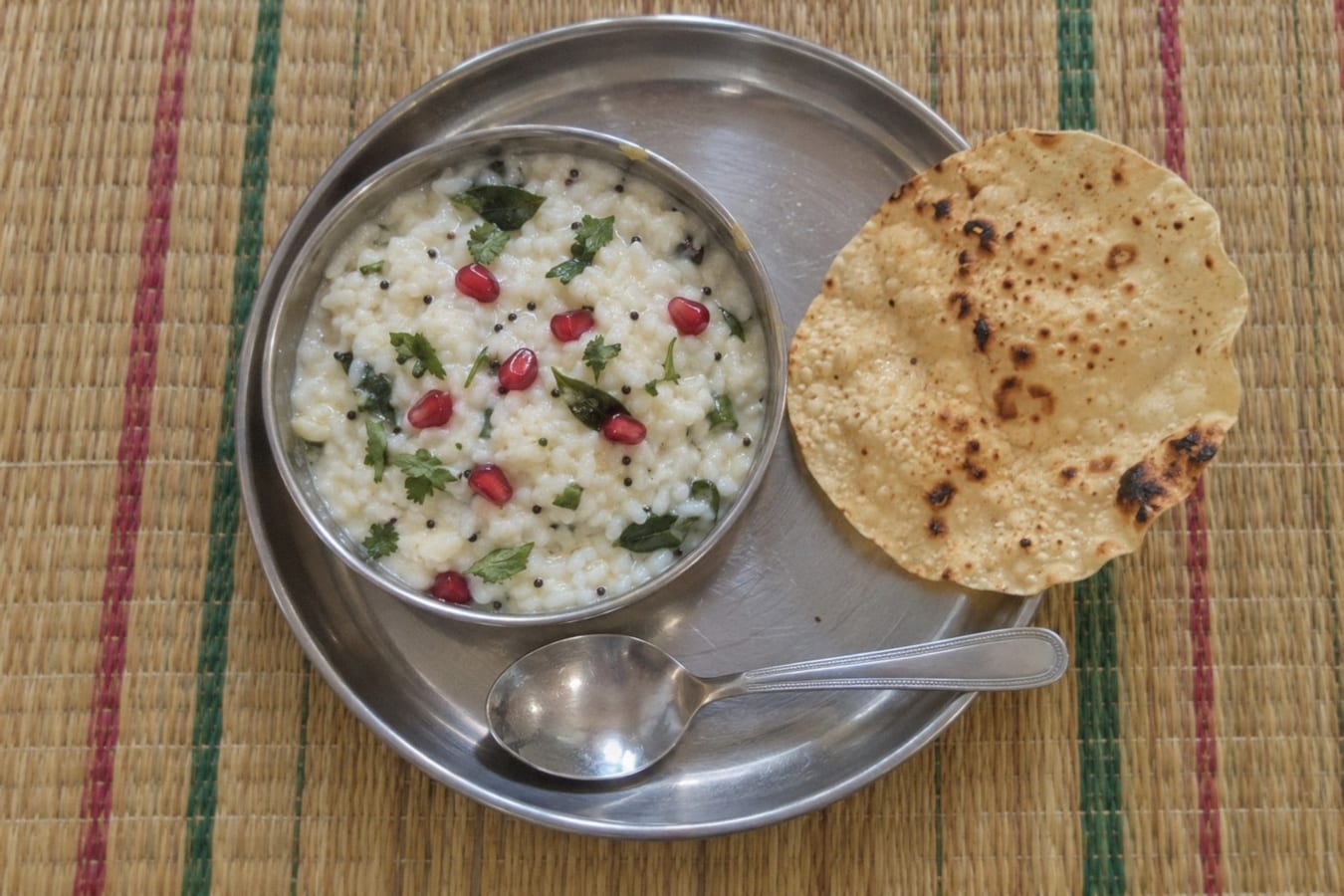Curd rice – ris med yoghurt, senapsfrön och curryblad