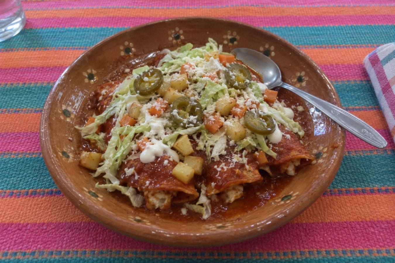 Enchiladas mineras – stekta chilienchiladas med ost, potatis och morot