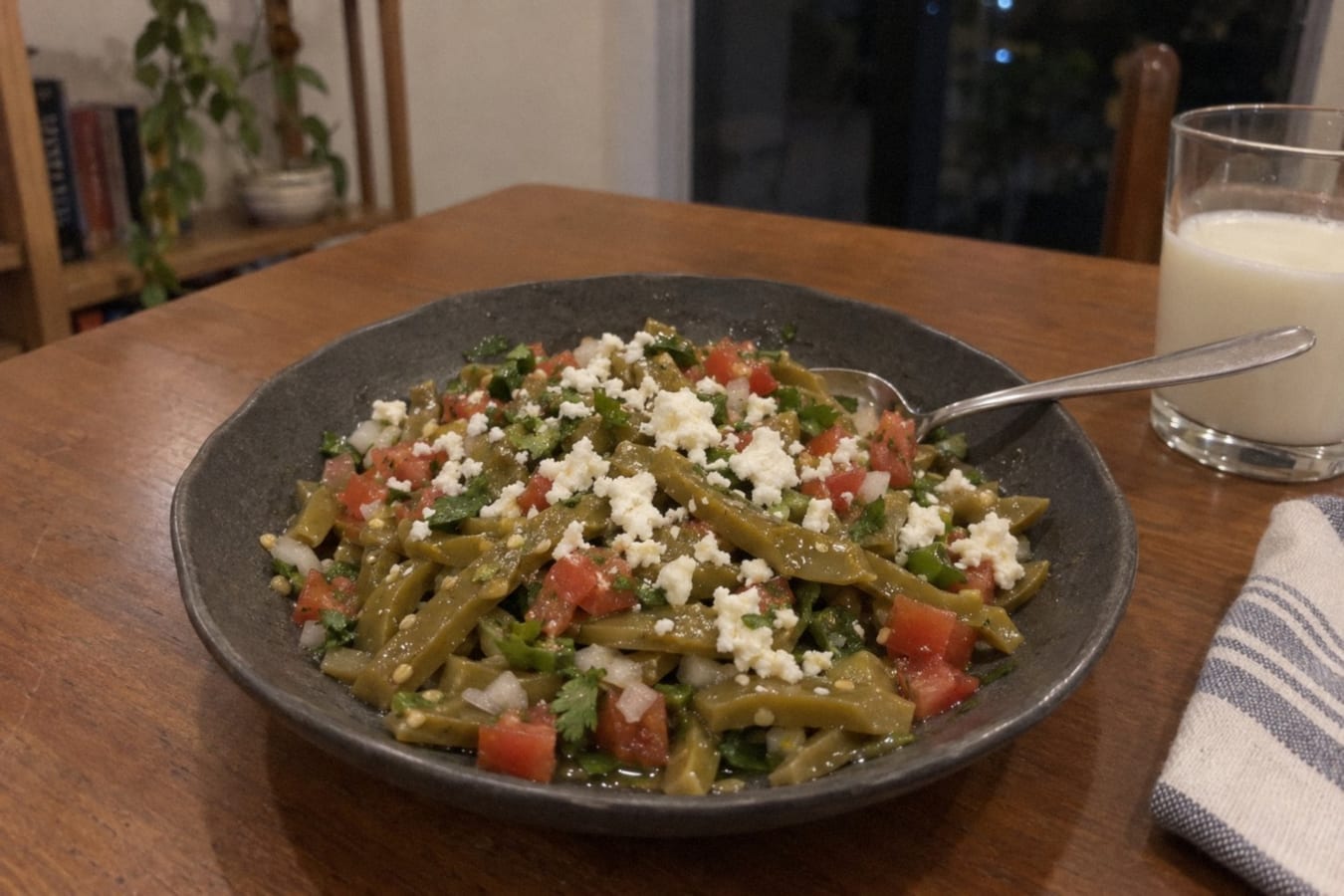 Ensalada de nopales – cactus paddle salad