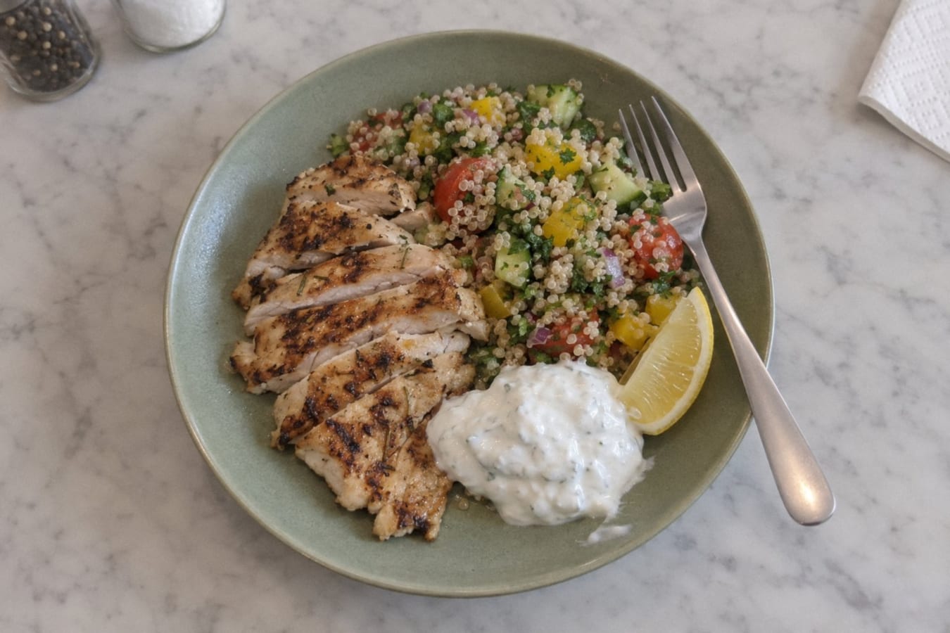 Grilled chicken with quinoa salad and yoghurt sauce