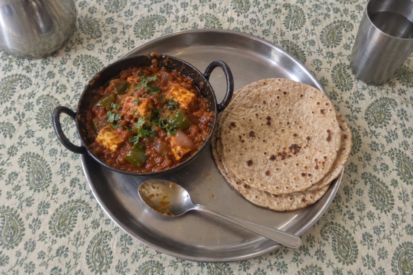 Kadai paneer with roti