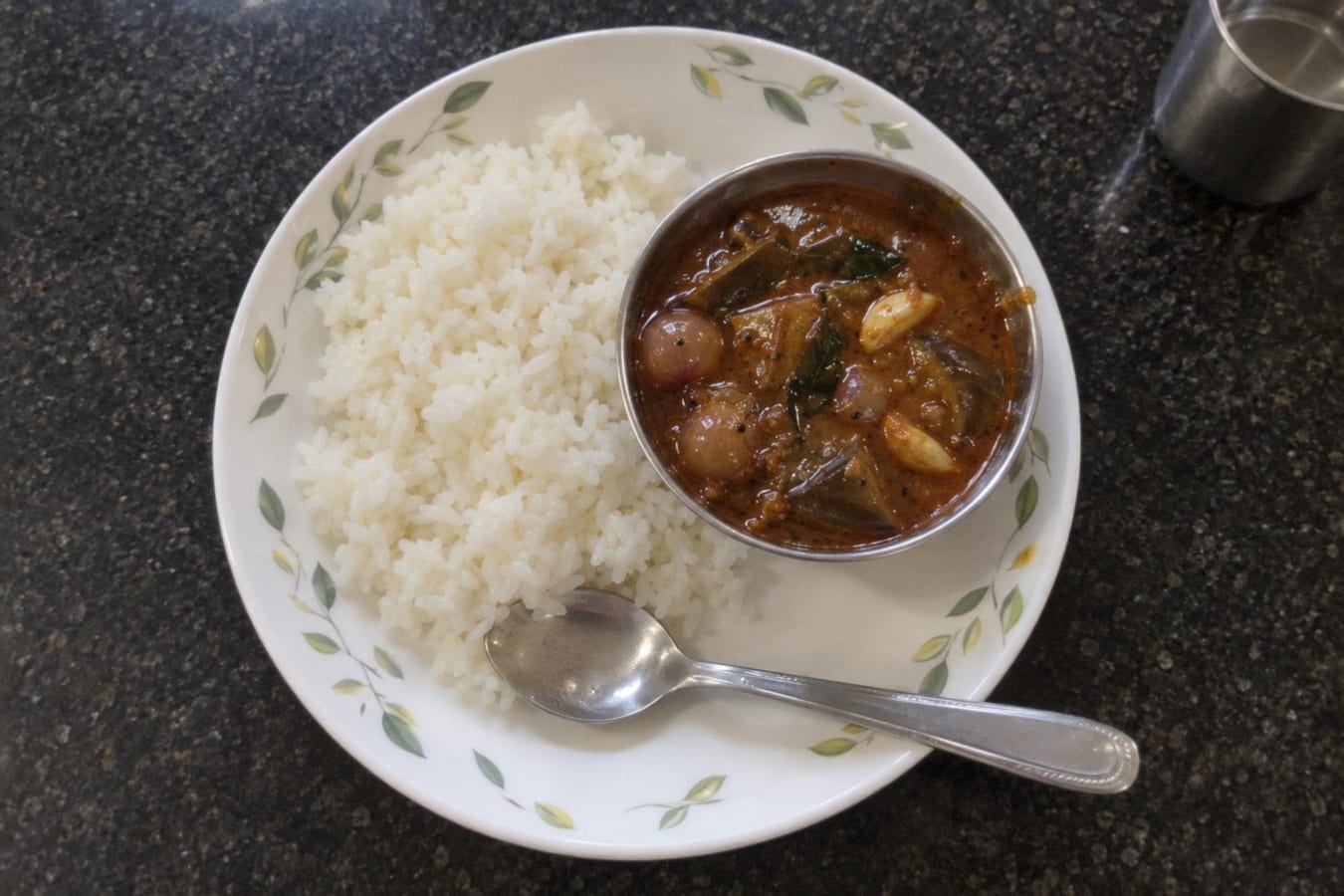 Kara kuzhambu with rice