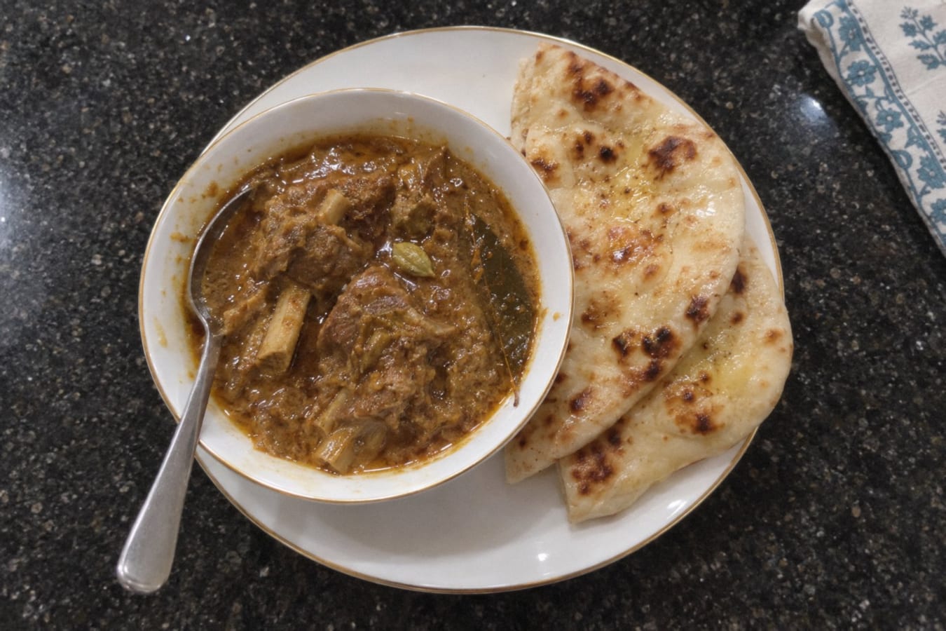 Mutton korma with naan