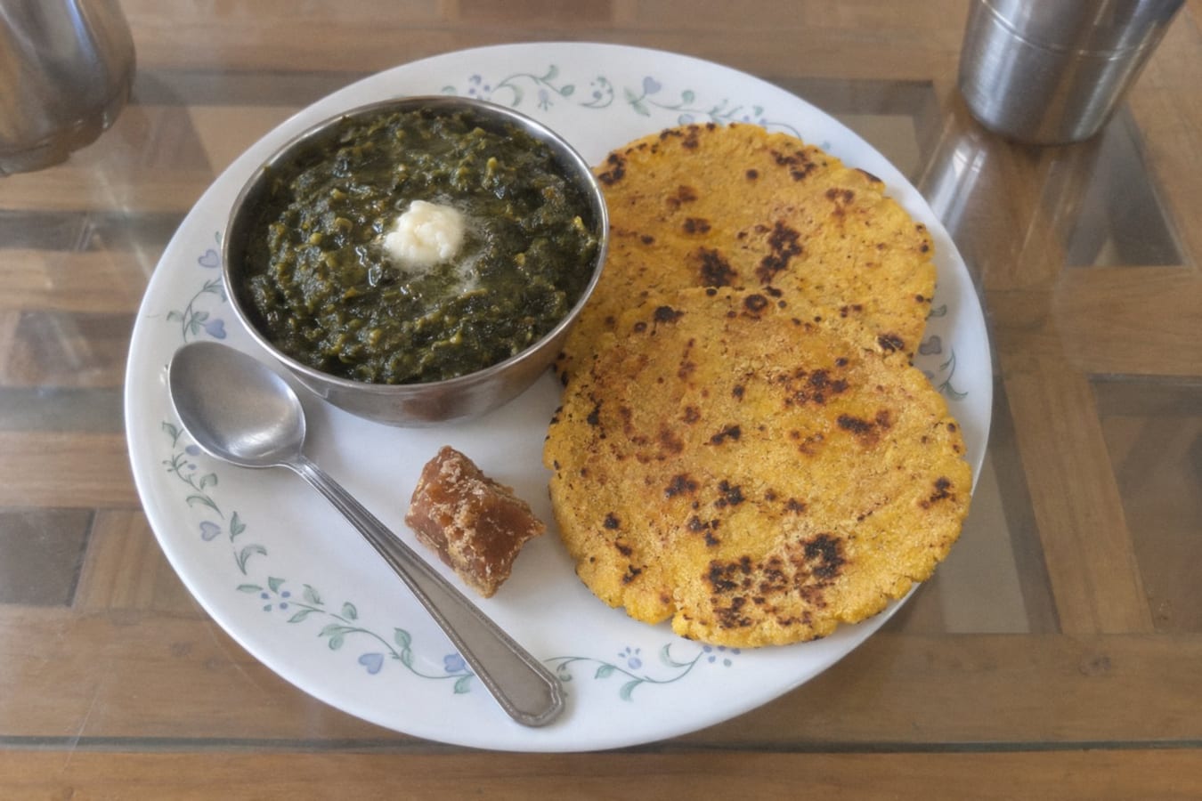 Sarson ka saag with makki di roti