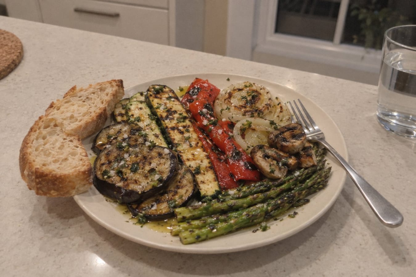 Grillade grönsaker med vitlök och persilja